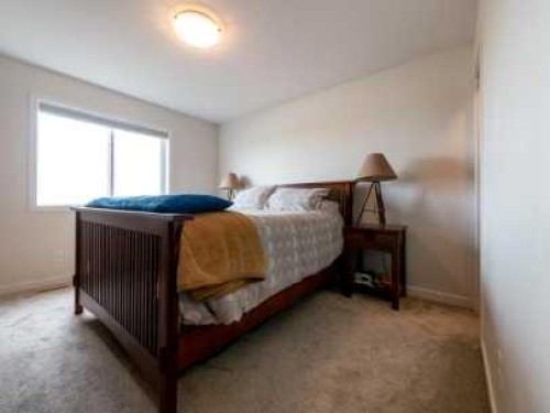 1-898 Greywolf Run North, Lethbridge, AB 