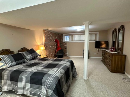 1801 82 Street, Coleman, AB - Indoor Photo Showing Bedroom