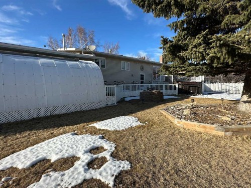 1801 82 Street, Coleman, AB - Outdoor
