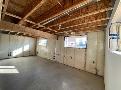 4202 57 Street, Taber, AB - Indoor Photo Showing Basement