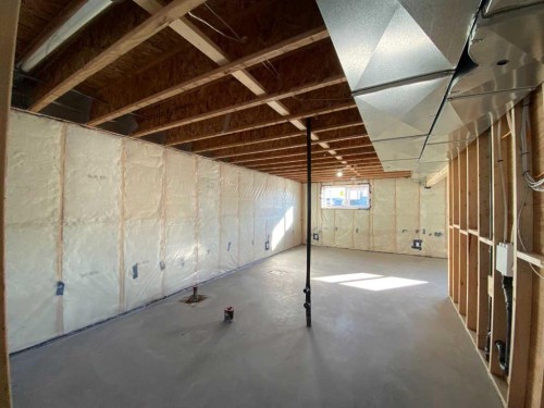 4202 57 Street, Taber, AB - Indoor Photo Showing Basement