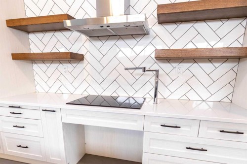 108 Gateway Mews South, Lethbridge, AB - Indoor Photo Showing Other Room