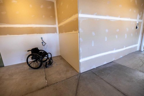 108 Gateway Mews South, Lethbridge, AB - Indoor Photo Showing Other Room