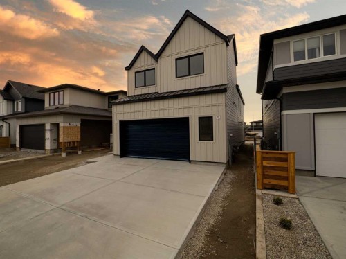 681 Devonia Road West, Lethbridge, AB - Outdoor