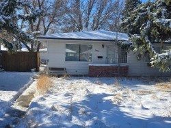 1414 14 Avenue SOUTH Lethbridge, AB T1K 0T4