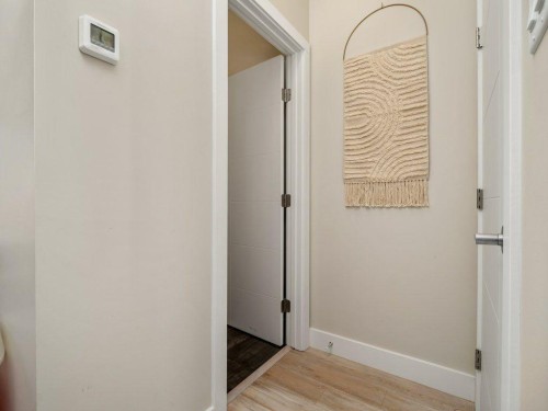 977 Miners Boulevard West, Lethbridge, AB - Indoor Photo Showing Other Room