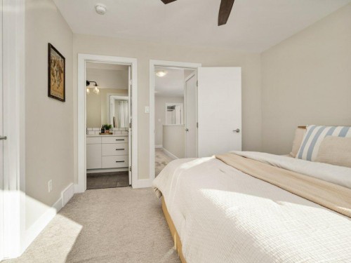 977 Miners Boulevard West, Lethbridge, AB - Indoor Photo Showing Bedroom