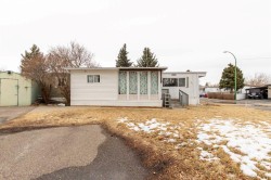 28-2300 13 Street NORTH Lethbridge, AB T1H 4E8