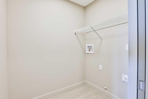 320 Aquitania Boulevard West, Lethbridge, AB - Indoor