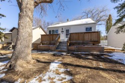 957 12 Street SOUTH Lethbridge, AB T1J 2S8
