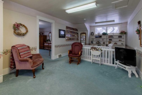 406 4 Avenue, Stirling, AB - Indoor Photo Showing Other Room