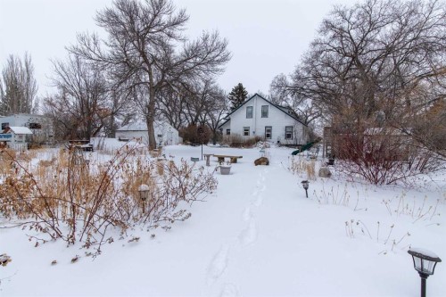 406 4 Avenue, Stirling, AB - Outdoor With View