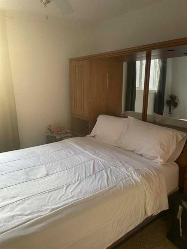 H201-2004 13 Avenue, Lethbridge, AB - Indoor Photo Showing Bedroom