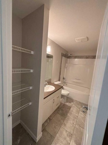 2-359 Caledonia Boulevard West, Lethbridge, AB 