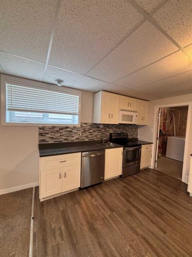 2-359 Caledonia Boulevard West, Lethbridge, AB 