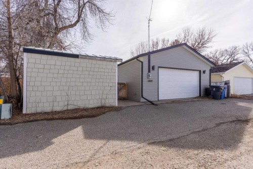 1907 7A Avenue North, Lethbridge, AB - Outdoor With Exterior