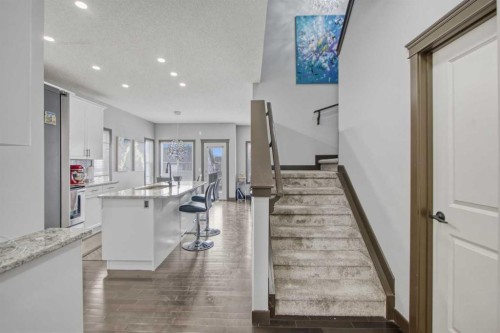 13 Evanscove Manor Nw, Calgary, AB - Indoor Photo Showing Other Room