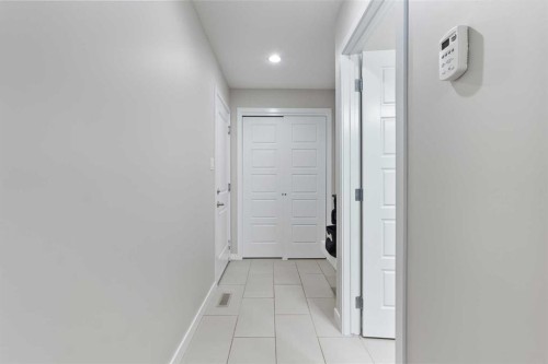 493 Devonia Way West, Lethbridge, AB - Indoor Photo Showing Other Room