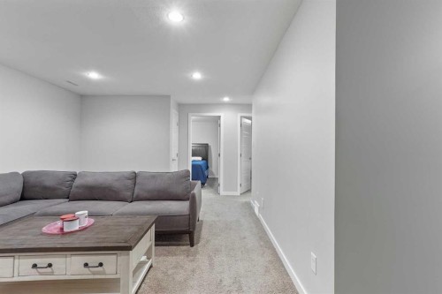 493 Devonia Way West, Lethbridge, AB - Indoor