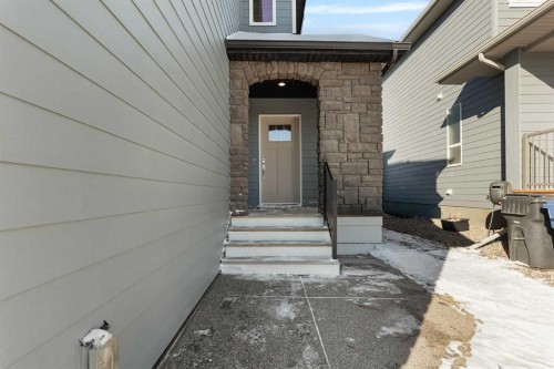 493 Devonia Way West, Lethbridge, AB - Outdoor