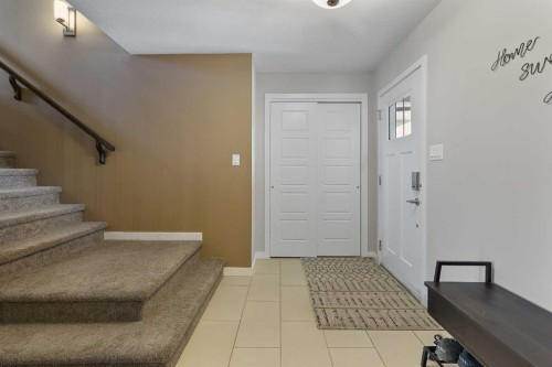 493 Devonia Way West, Lethbridge, AB - Indoor Photo Showing Other Room