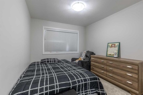 1366 Pacific Circle West, Lethbridge, AB - Indoor Photo Showing Bedroom