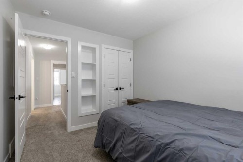 1366 Pacific Circle West, Lethbridge, AB - Indoor Photo Showing Bedroom