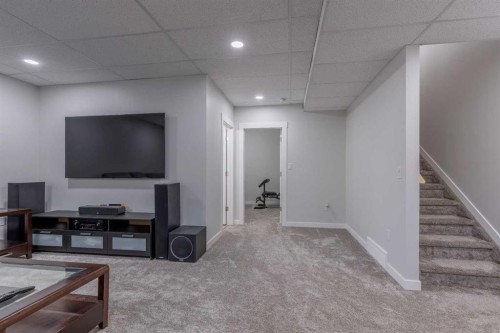 1366 Pacific Circle West, Lethbridge, AB - Indoor