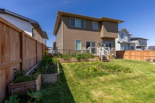 1366 Pacific Circle West, Lethbridge, AB - Outdoor