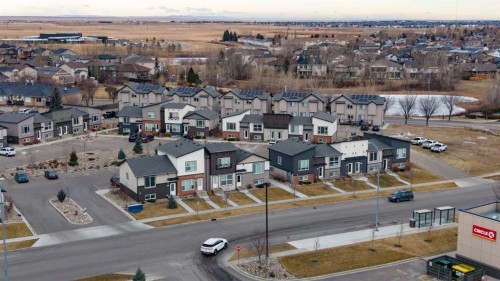 222 Sunridge Road West, Lethbridge, AB 
