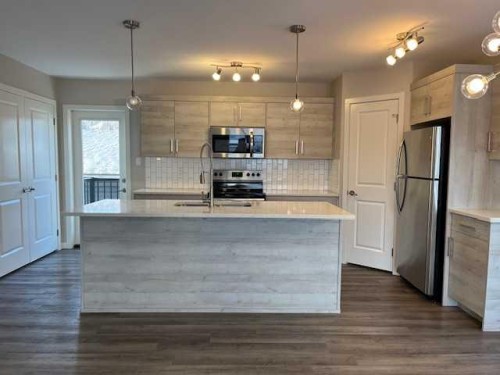 222 Sunridge Road West, Lethbridge, AB 