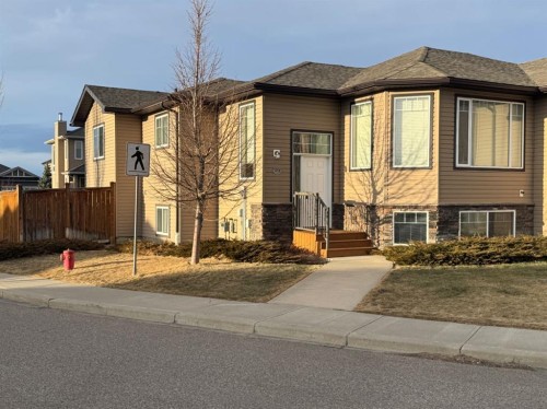 79 SUNRIDGE Boulevard WEST Lethbridge, AB T1J 0T4