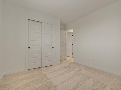 150 Caribou Bend North, Lethbridge, AB - Indoor Photo Showing Other Room