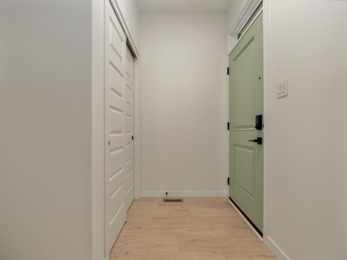 150 Caribou Bend North, Lethbridge, AB - Indoor Photo Showing Other Room