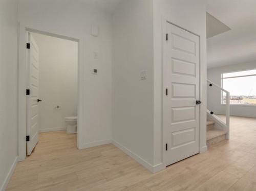 150 Caribou Bend North, Lethbridge, AB - Indoor Photo Showing Other Room