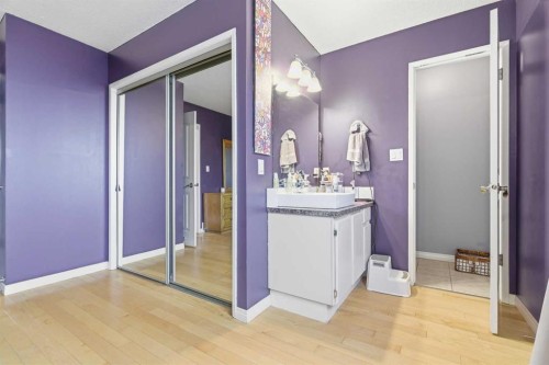 76 Brookpark Place Sw, Calgary, AB - Indoor