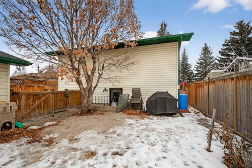 76 Brookpark Place Sw, Calgary, AB - Outdoor