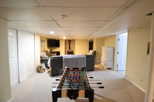 115054 Rr 103, Bow Island, AB - Indoor