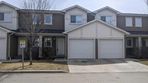 6-205 Silkstone Road WEST Lethbridge, AB T1J 4J9