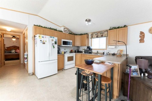 315 Yardmaster Avenue, Coaldale, AB 