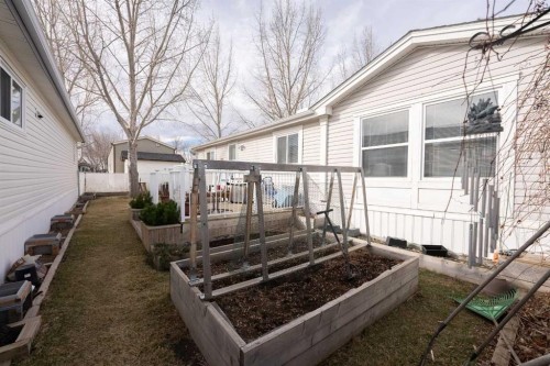 315 Yardmaster Avenue, Coaldale, AB 
