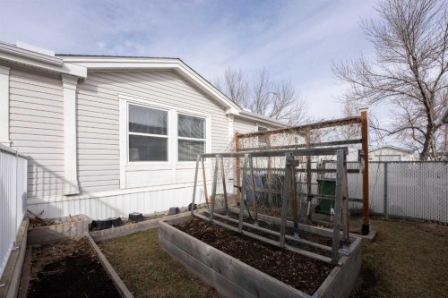 315 Yardmaster Avenue, Coaldale, AB 