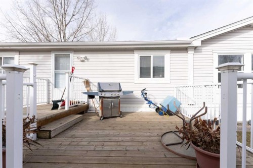 315 Yardmaster Avenue, Coaldale, AB 