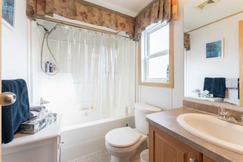 315 Yardmaster Avenue, Coaldale, AB 