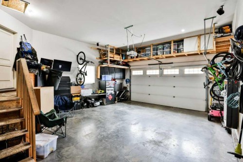 4313 53 Avenue, Taber, AB - Indoor Photo Showing Garage
