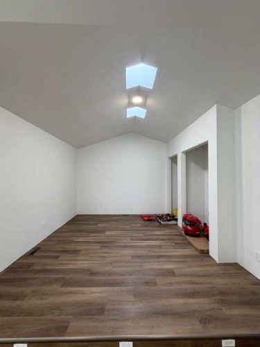 5120 48 Street, Taber, AB - Indoor Photo Showing Other Room