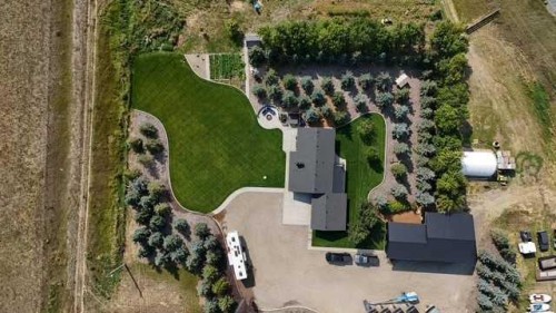 223001 Twp 9-2, Coalhurst, AB - Outdoor