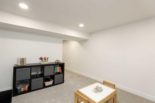 223001 Twp 9-2, Coalhurst, AB - Indoor