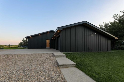 223001 Twp 9-2, Coalhurst, AB - Outdoor