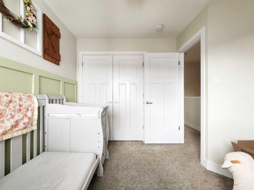 237 Crocus Terrace West, Lethbridge, AB - Indoor Photo Showing Other Room